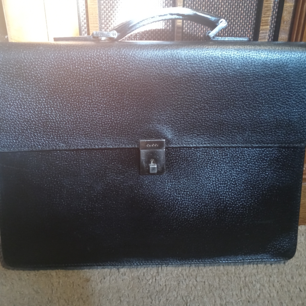 Gucci leather locking folder/briefcase